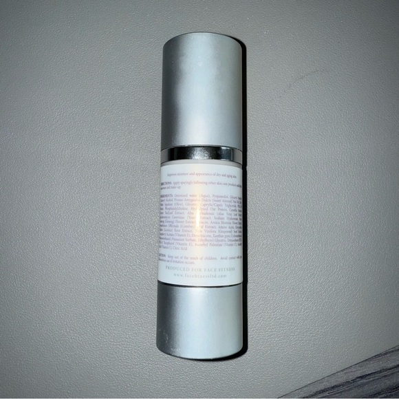 Face Fitness - Ultra Moisture Renewal Cream - Picture 2 of 2